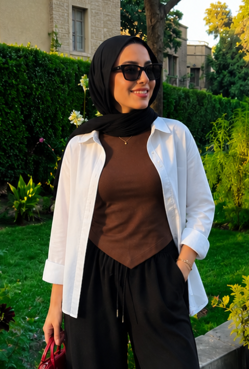 تيشرت بيزك نص كم وبنطلون كتان (بني واسود)