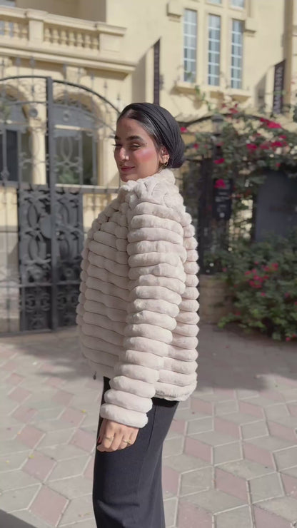 جاكت فرو - اسود